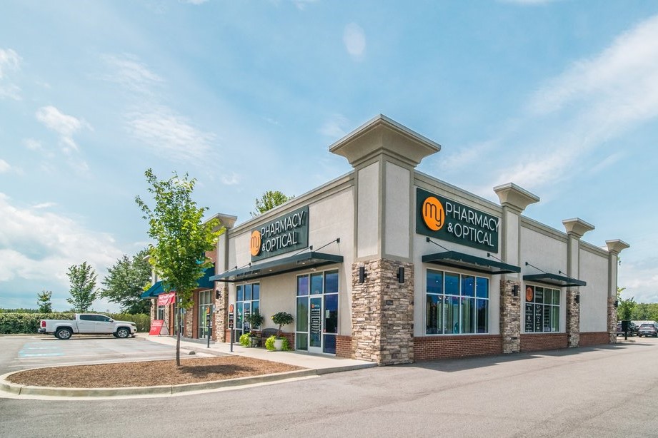 IsolaAssociates's tweet photo. ARRANGED $1.975 million in LifeCo financing for RETAIL project in SC. For info call us at 407-539-1118 x106 or financing@isolacapital.com. Life, bank &amp; credit union programs with term, amortization &amp; recourse options. Competitive rates. #financing #mortgages #CRE #SouthCarolina https://t.co/ALZ7cXX6BL