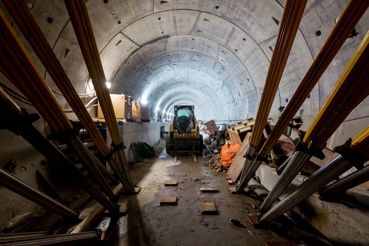 thestrictlysam's tweet photo. Heard we’re sharing tunnels on Tuesday now. Here’s a few from Canada! 🇨🇦 https://t.co/VuPsfDXnrs