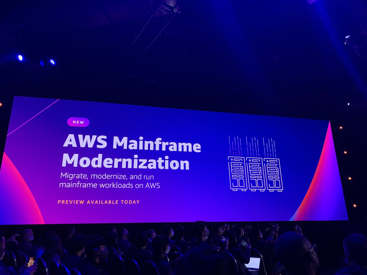 ccortezb's tweet photo. Mainframes as a service in AWS. Omg 

#reinvent2021 #aws #awscloud https://t.co/LIQJXqfUyh