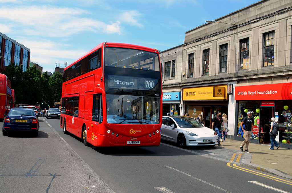 LSPhotography76's tweet photo. Go Ahead London General Optare Metrodecker EV YJ21 EYB (MEe2) working Route 200 in Wimbledon Bridge.
If you would like to view more, please check out https://t.co/3UTaTXmU6O
#BusEnthusiast #LSPhotography #Londonbus #GoAheadLondon #Optare #SwitchMobility #Driving_London https://t.co/qpT3bJotdx