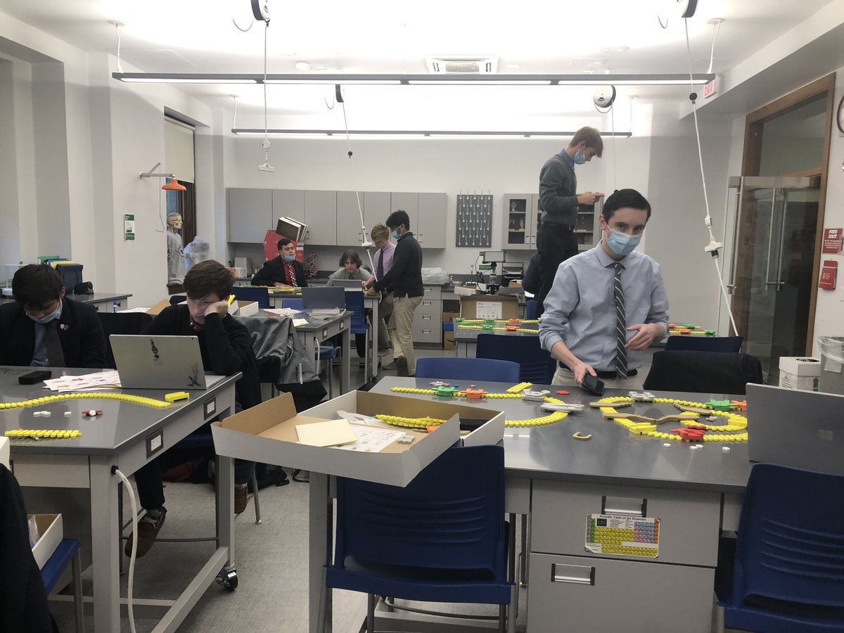 HolyGhostPrep's tweet photo. .@HolyGhostPrep students in Beth Bruno's AP biology class are modeling neuronal synapses today. #ThinkPremier #ThinkGhost https://t.co/cIRePNI3aA