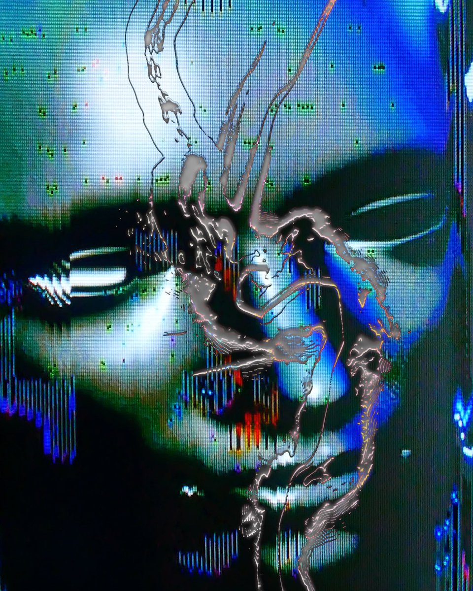 Unconstructed tweet media