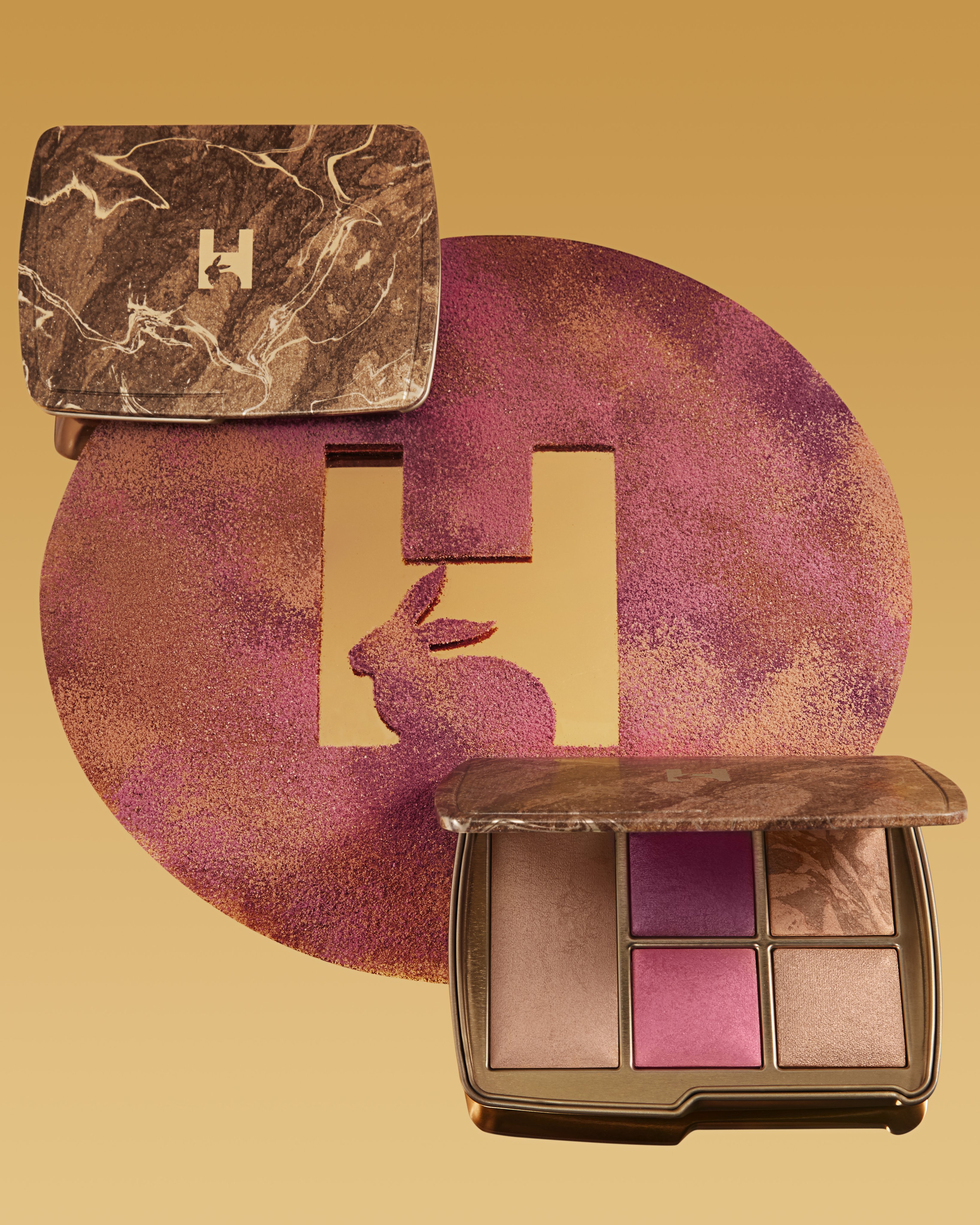 Hourglass Cosmetics (HourglassMakeup) / Twitter