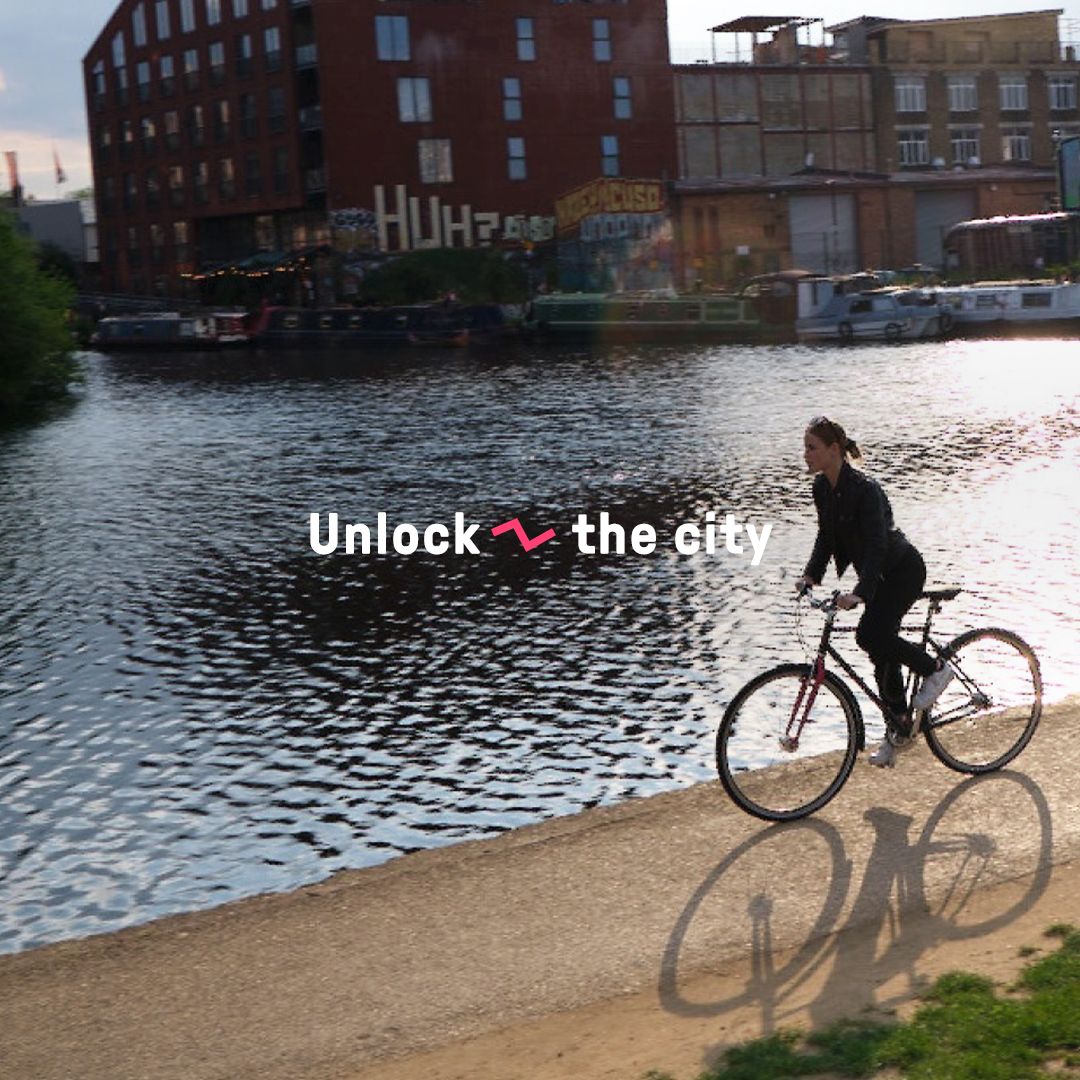 A canal-side route we are loving right now. This ride follows a lovely stretch of the Regent’s Canal path. Kicking off at Limehouse Basin and meandering along the waterway alongside Mile End Park, Victoria Park and London Fields. Finish up at Broadway Market.