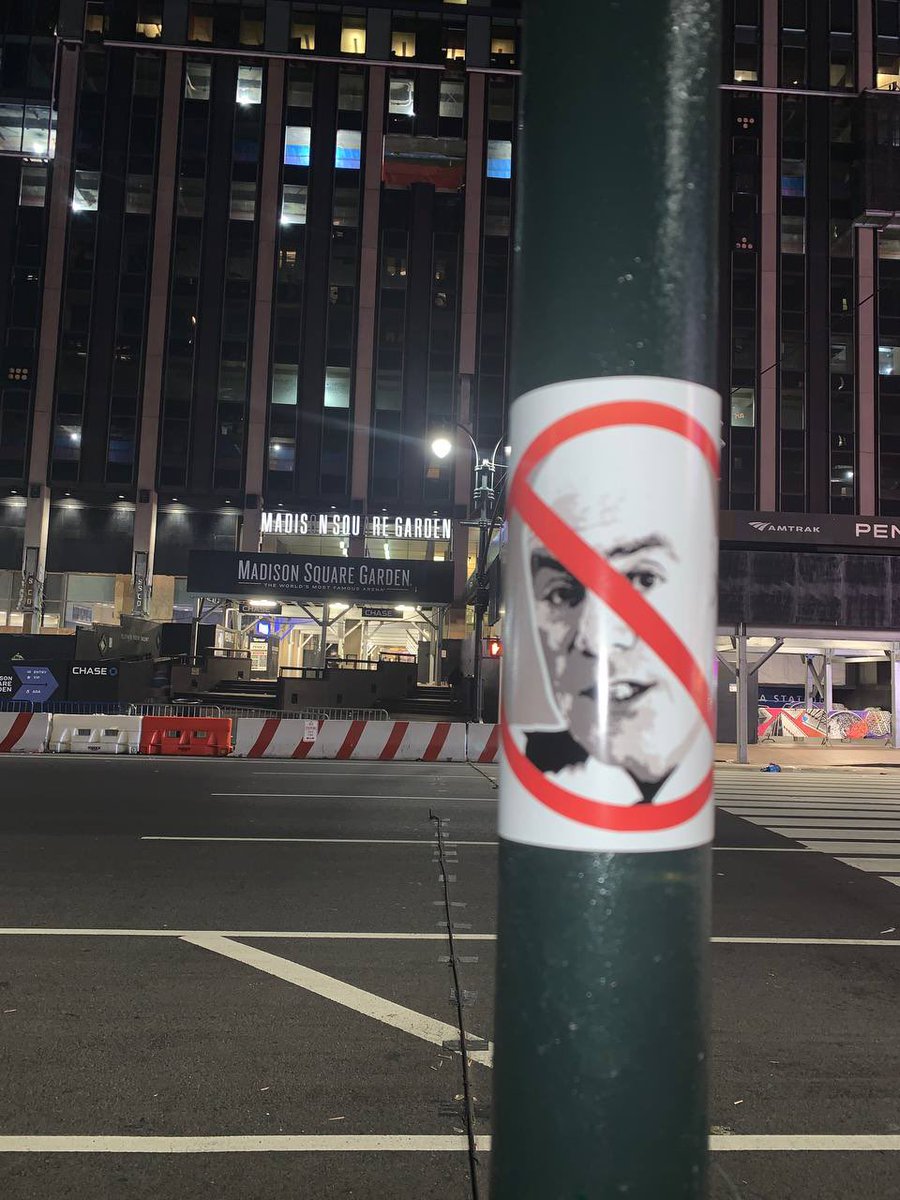 FACKilltheBill's tweet photo. 1/13 Supporters are uniting across the globe to send the message that Bernard Higgins is not welcome at @CelticFC - New York 🇺🇸🍀 https://t.co/8O2roaYaGC