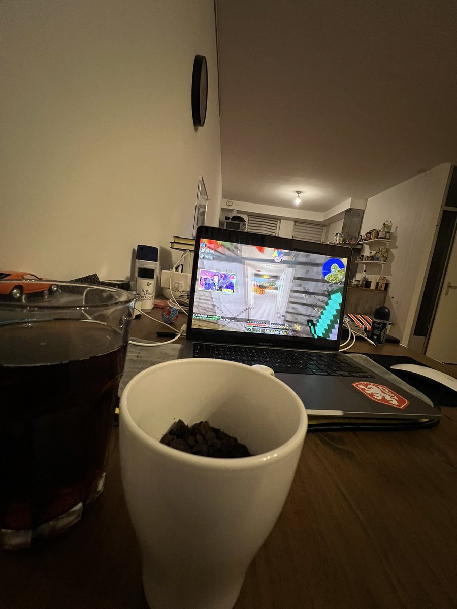 yoryi tweet media