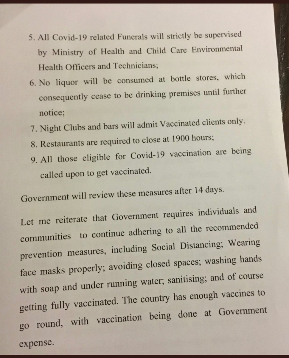 Vic_Falls_Live's tweet photo. #Omicron ZIMBABWE TO QUARANTINE ALL ARRIVALS, REDUCES BUSINESS HOURS, EXTENDS CURFEW---President Emmerson Mnangagwa on Tuesday said "all returning residents and visitors have to undergo PCR testing and will be quarantined at own" costs with immediate effect https://t.co/voG0HiRpaZ