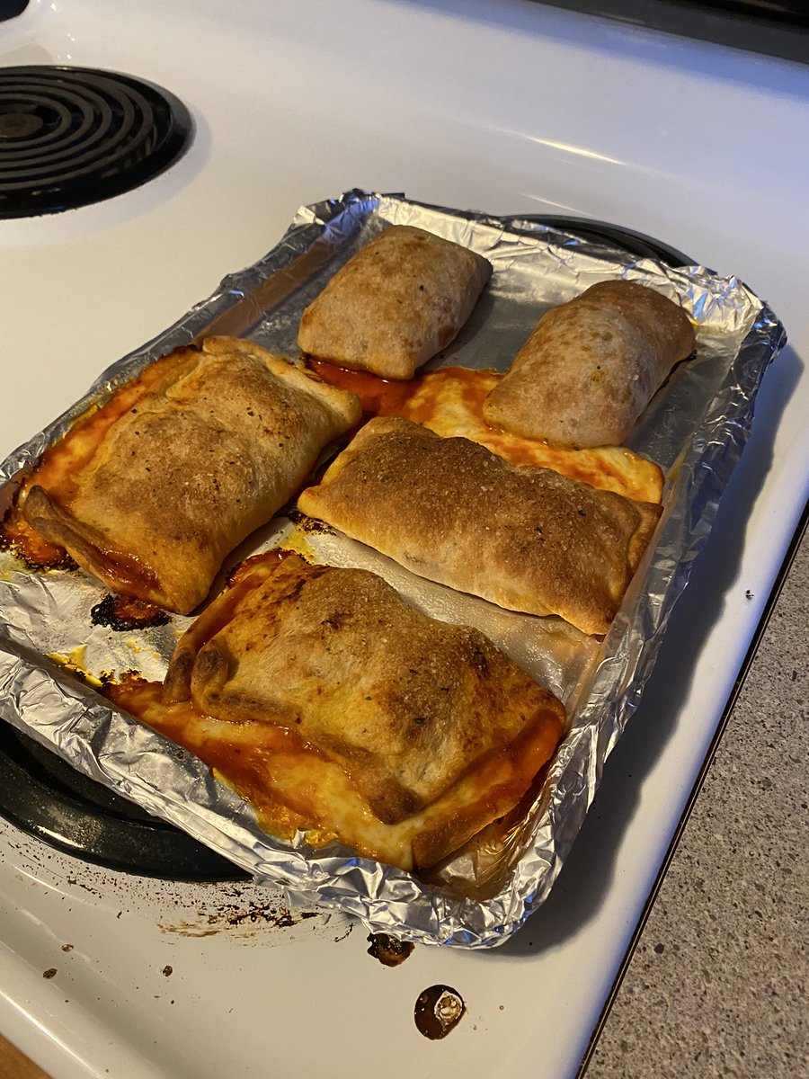 _xFLUX's tweet photo. My sad… sad attempt at mini calzones, relish in my failure https://t.co/NNAf6CivNO