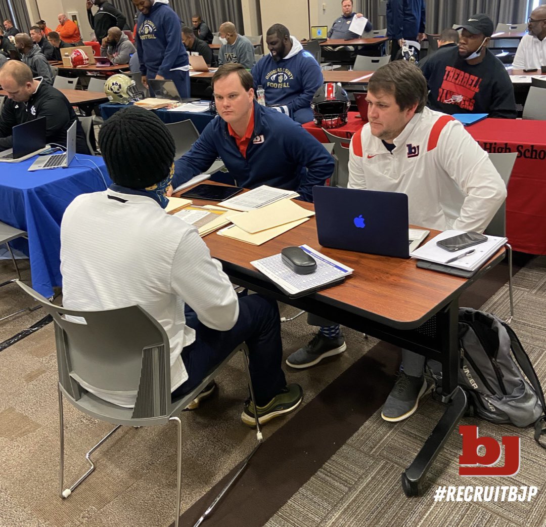 Bob Jones Football tweet media