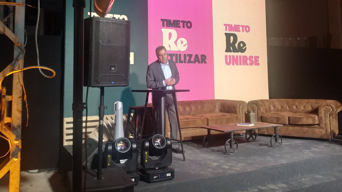 unrefresco's tweet photo. 🟡 Rafael Escudero, Secretario General de Consumo y Juego en @consumogob: “Debemos aprovechar las oportunidades de la postpandemia para ajustarnos a las nuevas realidades y nuevas necesidades del consumo” #TimetoRefreshAnfabra https://t.co/tk3bZtyU1V
