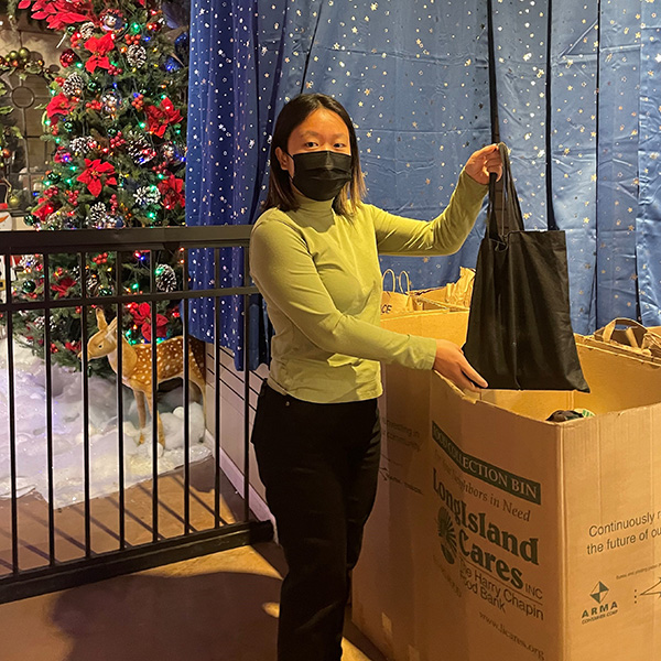 hicksnurseries's tweet photo. This #GivingTuesday, we continue to support @LongIslandCares. Donate non-perishable food items @hicksnurseries thru 12/31.
Learn more : https://t.co/4esUBBOtp2
#donate #hicksnurseries #licares #longislandcares #newyork #longisland #nassaucountyny #suffolkcountyny https://t.co/kQikV5zrFf