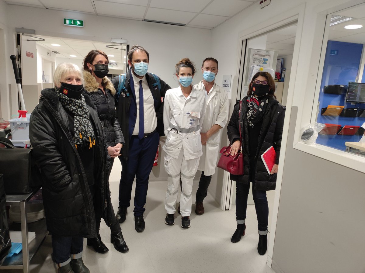BounesV's tweet photo. 🏥 Rencontre aujourd'hui avec les personnels et la direction de l'hôpital de Moissac avec mes collègues Marie Castro et Isabelle Laveron. En ces temps difficiles de pandémie, plus que jamais nous souhaitons engager la région aux côtés des acteurs de santé des territoires. https://t.co/QaCME0z4H8