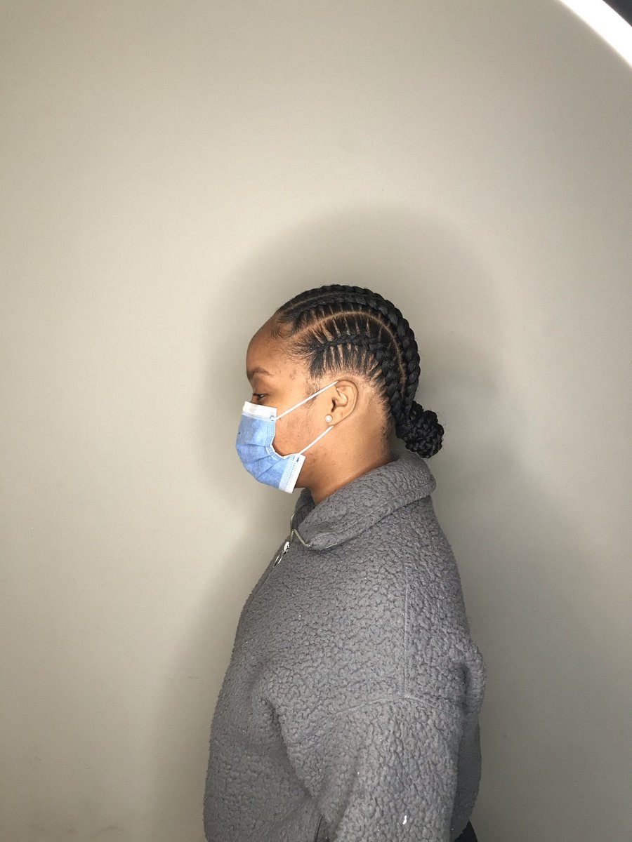 Hairpluganna's tweet photo. 5 Stitch Braids 😍 Hair is included ✅
Click the link in my bio for booking #ssu #gsu #scad https://t.co/xrj1682Lop