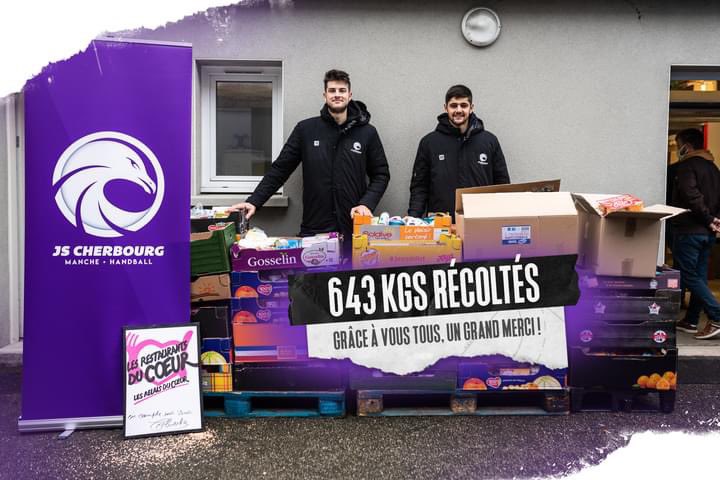JSCherbourg's tweet photo. 643 KILOS RÉCOLTÉS GRÂCE À VOUS TOUS 💜

Joueurs, supporters, bénévoles, partenaires, salariés, licenciés et arbitres, tous, vous avez fait preuve d’une générosité remarquable envers les @restosducoeur lors de la rencontre 🆚 @TremblayHB 👏

UN GRAND MERCI À TOUS 💜 https://t.co/A8hgjiQTms