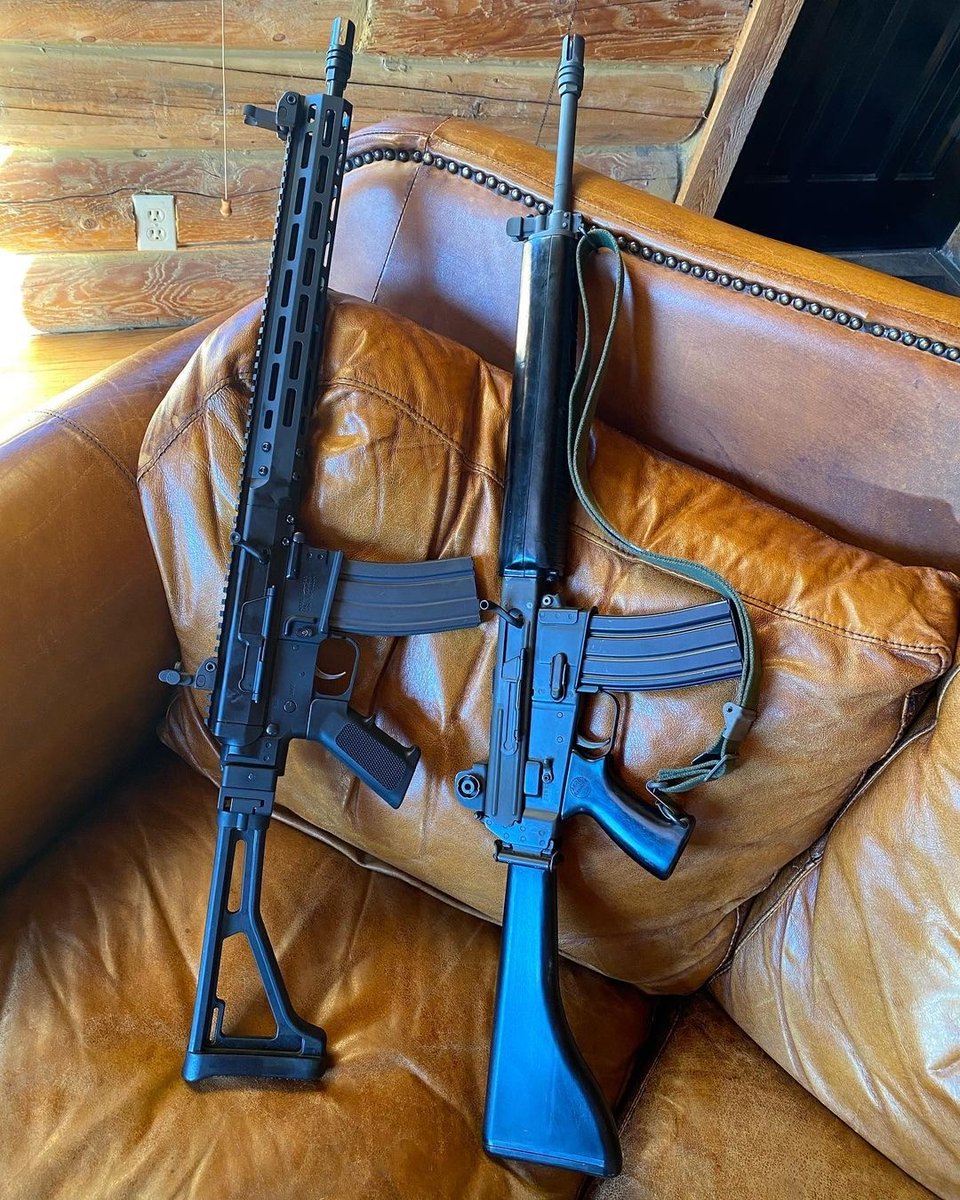 BrownellsInc's tweet photo. Ever have one of those gun models that just keeps… replicating? @gmfh_gary_hughes does! Here we have his wife’s OG #Armalite Costa Mesa #AR180 and next to it, his #Brownells #BRN180 Gen 2. Something old, something new.
#guns #rifle #ar15 https://t.co/0hWXJPOPCE