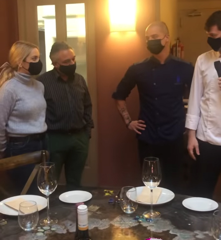 caprisur's tweet photo. Hoy se ha celebrado oficialmente que los @PatiosdeBeatas se alzara con el primer puesto del V Concurso Provincial @LaCartaMalacita de Cocina con #ChivoLechalMalagueño con su receta ““Bombón de Chivo Lechal Malagueño con gazpachuelo con una estrella de gel de citronella” https://t.co/MGbCPX6SKQ