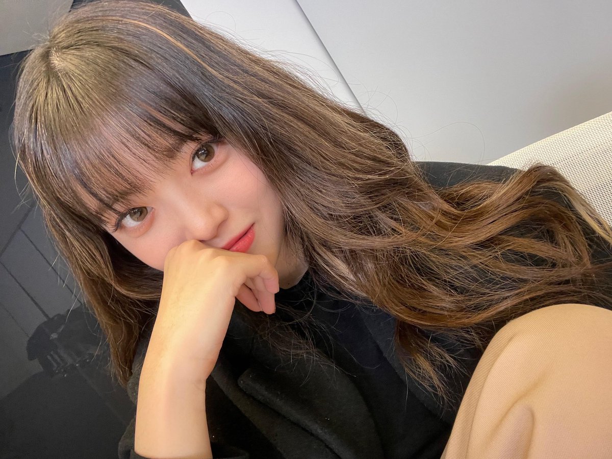 🖤🤎🤍

— [♡] ; #Suyeon #수연 #지수연 #WekiMeki #위키미키