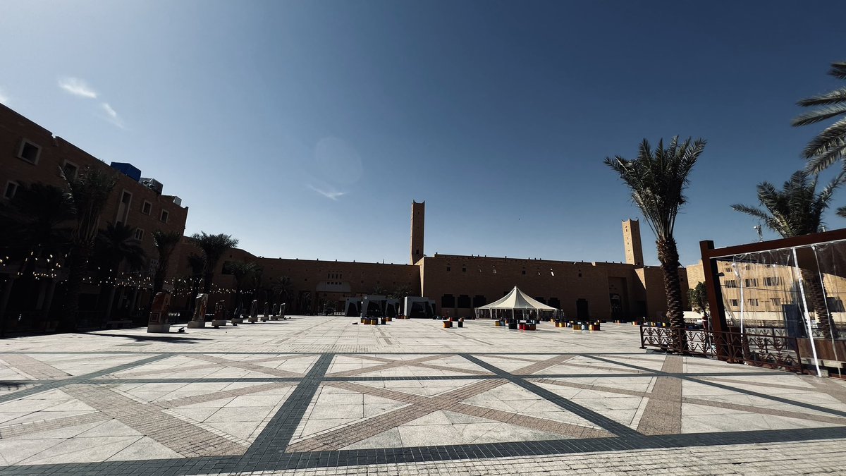 Jayson E. Street 💙 🤗💛 tweet media