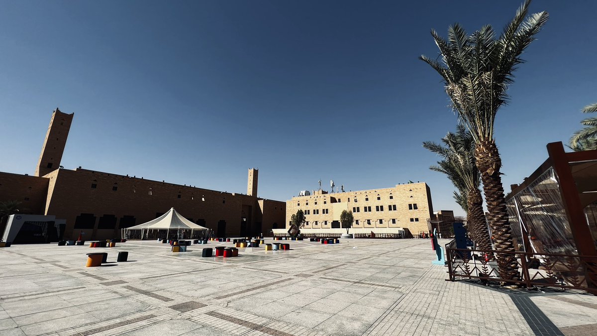 Jayson E. Street 💙 🤗💛 tweet media