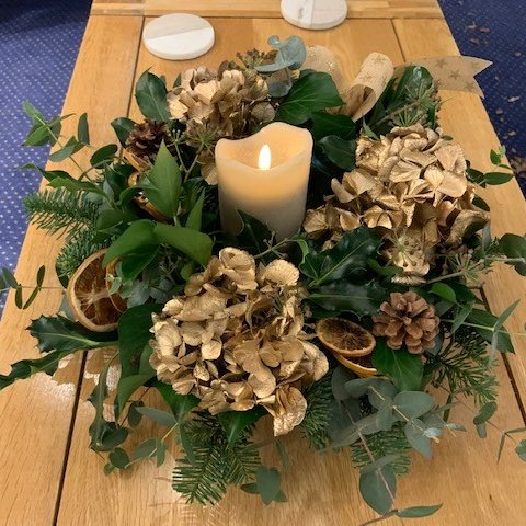 KESPreparatory's tweet photo. We have been decorating the school this evening to get it Christmas-ready for the children tomorrow! Lots of sparkle and lights. It's definitely beginning to look a lot like Christmas now...#StroudChristmas  #StroudCreativity #Christmas2021 #ForeverUndaunted https://t.co/mtF6k2Yb3N