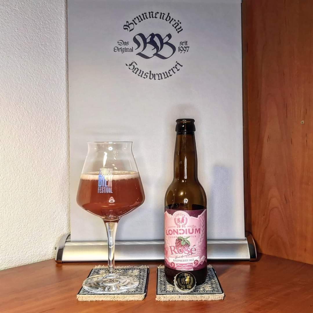 brunnenbraeu's tweet photo. Loncium - Rosé - Raspberry Ale (****) 4,7%
#beeronthecarpet
#loncium #raspberryale #lonciumraspberryale #rosé https://t.co/l7jW0bwHZX