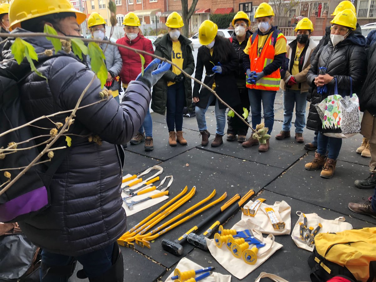 MCastroAction's tweet photo. NICE’s disaster relief volunteer brigade out today helping families devastated by hurricane #Ida.
New York needs to better include #immigrant workers & #DayLaborers in their emergency #preparedness plans.
We’re doing our part by training workers *ahead* of the next #disaster. https://t.co/R96mosrdLj