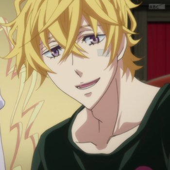 BlondeBoyOTD's tweet photo. Today’s Blonde Boy of the day is Yogi from Karneval! https://t.co/U2PbMRfy1y