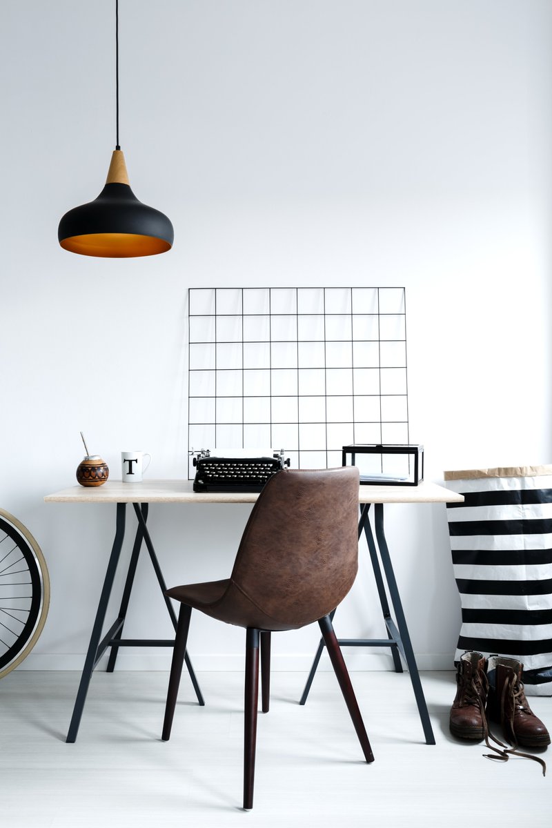 lechatmagazine's tweet photo. El minimalismo es tendencia en todos los aspectos de nuestra vida. Entre ellos, la vida misma. ¿Qué quiere decir esto?, un estilo de vida más desprendido. 

#minimalismo #minimalismodern #minimalismoficial #minimalismodigital #minimalismobsession #estilodevida #estilodehombre https://t.co/KvWYP31mXb