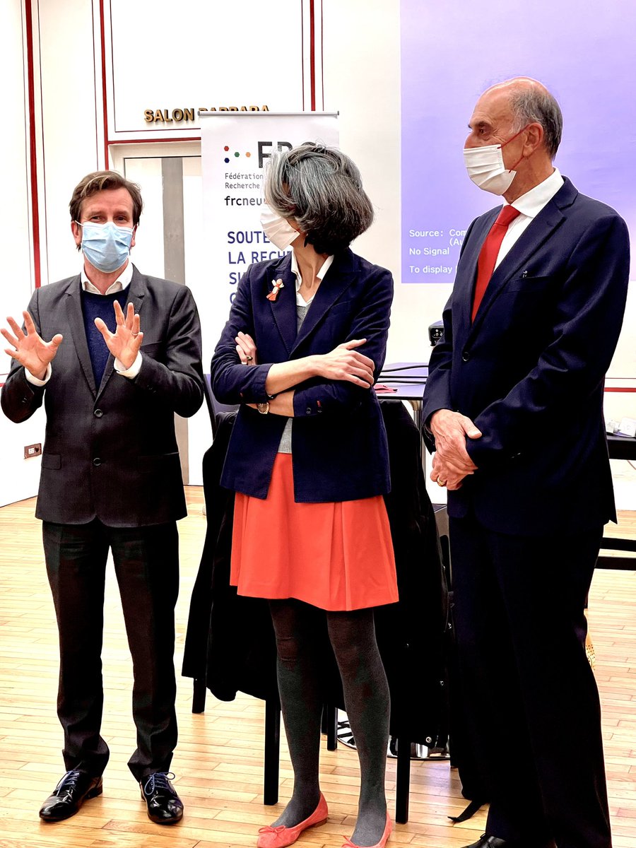 « C’est qqc qui m’a bcp touché : cette participation et cette générosité de tous » <a href="/ThLAURIOTPREVOS/">Th.Lauriot.Prevost</a> lors de la remise de 32.000€ à la <a href="/frcneurodon/">FRC Neurodon</a> grâce à notre concert. 
1.500 personnes, 600 choristes amateurs, 21 nationalités… et la promesse de revenir en 2023 ! 
#Solidarity