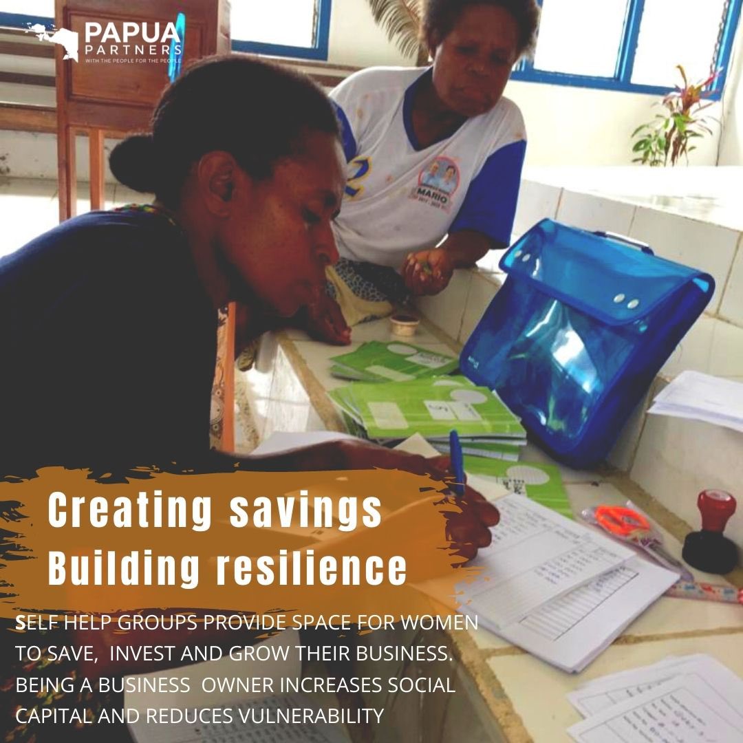 papuapartners's tweet photo. #stopviolenceagainstwomen #16days #16hari  #WestPapua 

Self help groups help provide women with a safe space to keep their money so that they can save for what they need. This provides women with security to provide for their families without entering into unsafe relationships. https://t.co/HLzwLmUVBb