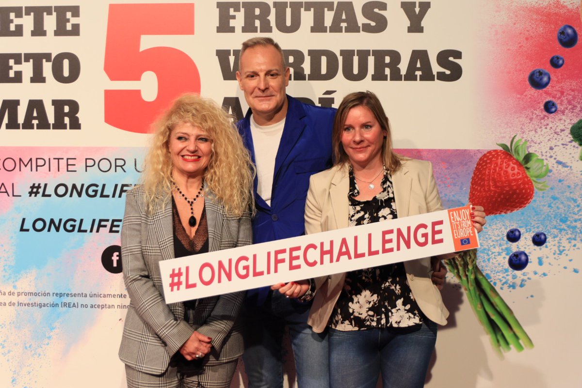 ARB_thehaphuco's tweet photo. 📢@CuTEHealthy_EU: Muchas gracias @Tactics_Europe @ComiteCitricos @FraisesdeFrance #KZGPOiW @m_prychocka @masbrocoli #esparragoverde @CooperativasGr @FruitvegEUROPE por esta magnífica jornada!!
Todos a por el #longlifechallenge  ‼️😉🤞🤞
🍊🍎🍏🍓🥦 https://t.co/1usdD6Qidj