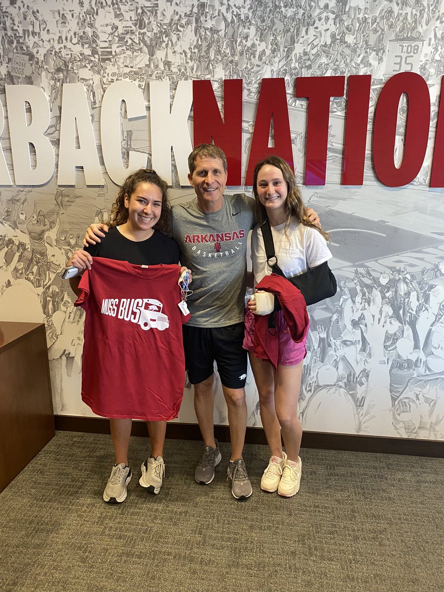 EricPMusselman's tweet photo. Awesome seeing students stopping by our office this morning! Can’t wait for a packed @RazorbackTrough tomorrow night! https://t.co/pIcWe3tSkU