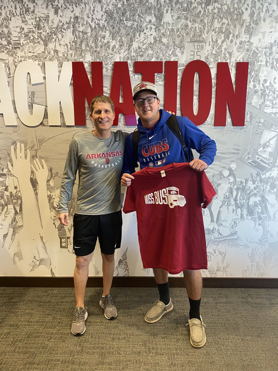 EricPMusselman's tweet photo. Awesome seeing students stopping by our office this morning! Can’t wait for a packed @RazorbackTrough tomorrow night! https://t.co/pIcWe3tSkU