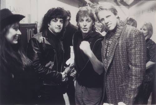 Billy_Burnette's tweet photo. Sara Fleetwood, Me, Paul McCartney, and Gary Busey https://t.co/k6prsnVjEe