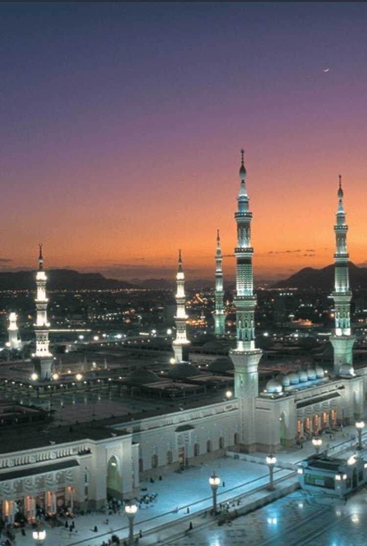 hassan__ahmed99's tweet photo. Sunsets in Madinah are so beautiful https://t.co/GZhpmIL51Q