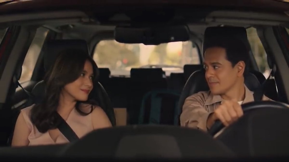 annyeong_bini's tweet photo. Ang sakit, sakit, tinginan lang yan walang dialogue. Tseeee ka @Jollibee 😂

#JollibeeOneTruePairMovie
#JLCBeaForJollibee https://t.co/TumjxYkmOM