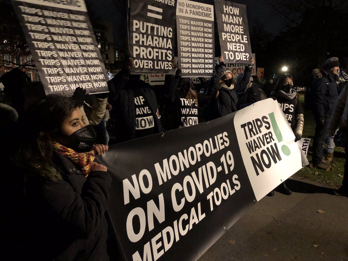 MSF_access's tweet photo. Civil society protest tonight in Geneva, Switzerland to urge governments to adopt the #TRIPSWaiver NOW!#COVID19 #MC12 https://t.co/kzRyXrThp7