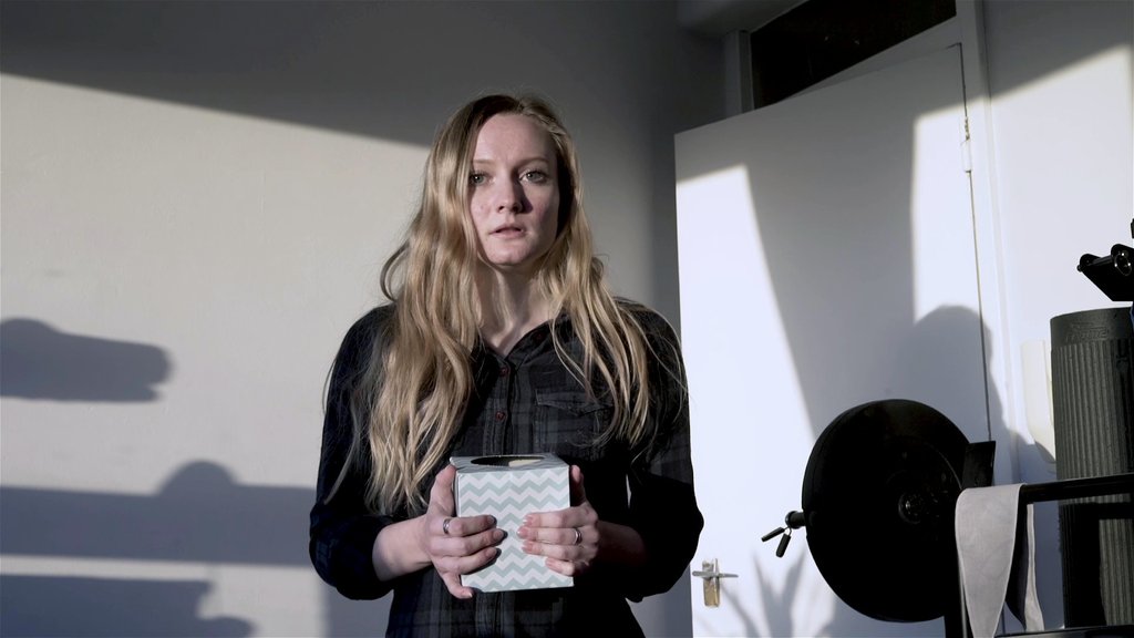 gwynethevans_'s tweet photo. Now that the madness has subdued and I've had a couple of days to reset, I just wanted to say a huge thank you and well done to my #MAP48_6 team #TeamTissues 🤧, as well as #TeamMask who I was delighted to assist alongide.
From acting in our short, then helping #TeamMask with - https://t.co/2bJfJdi7en