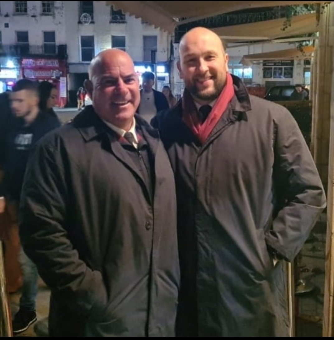 BarbicanNW's tweet image. Uniform is a massive part for us
It&apos;s about standing out from the others and looking good as a company 👌
#teambarbican #uniformonpoint