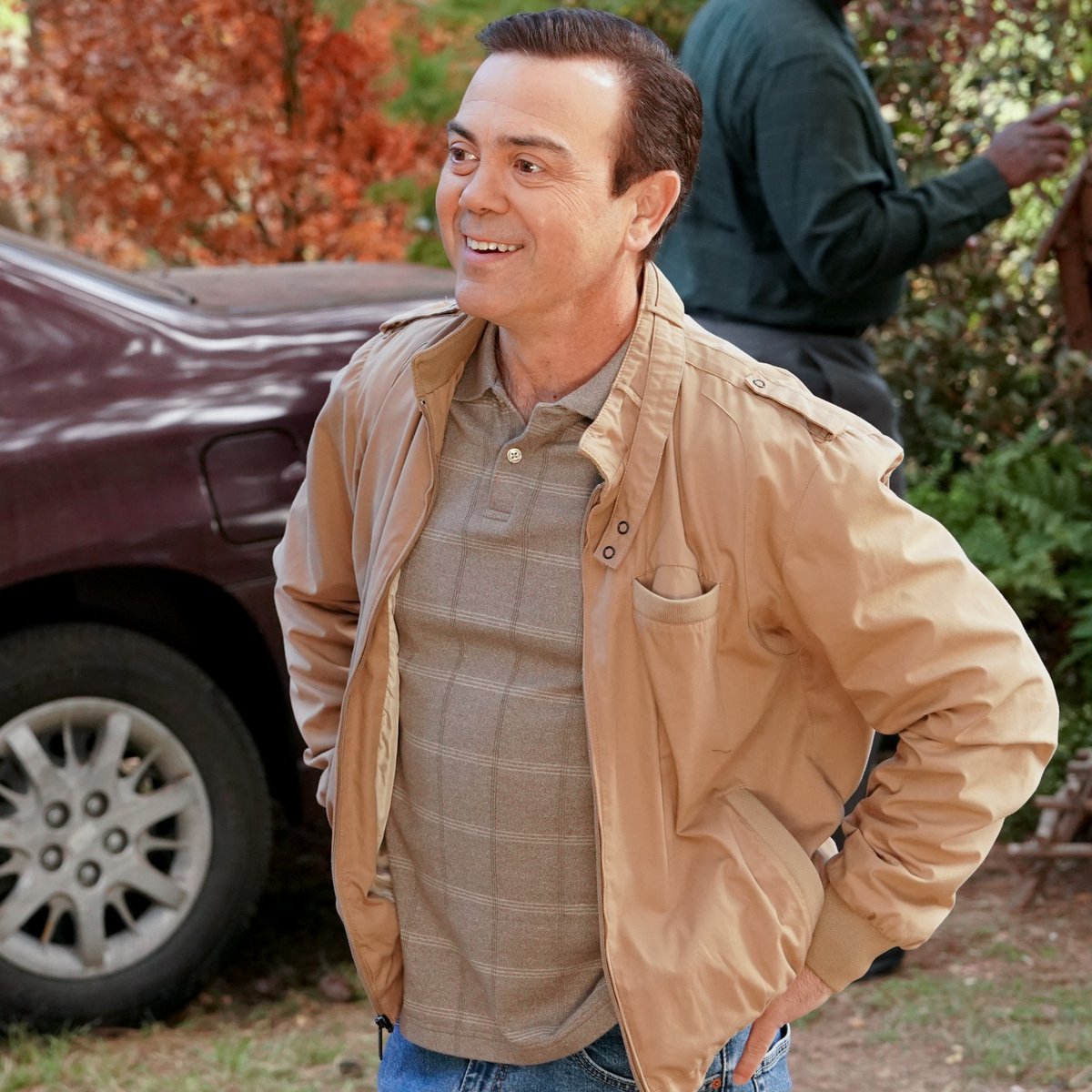 brooklyn99's tweet photo. Time to celebrate The One True Boyle. Happy birthday, @joelotruglio! 🎉 https://t.co/oIqKlzgZz2