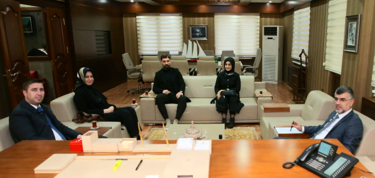 Sultanbeyli Balkan Göçmenleri Dernek Başkanı Sn.Mehmet Üçler ve Yönetiminden; Belediye Meclis Üyemiz Sn.Gülten Bozer,Sn.Emre Sami Karaoğlu ve Sn.Zeynep Kavaklıoğlu misafirimiz oldular. Ziyaretleri için teşekkür ederim.