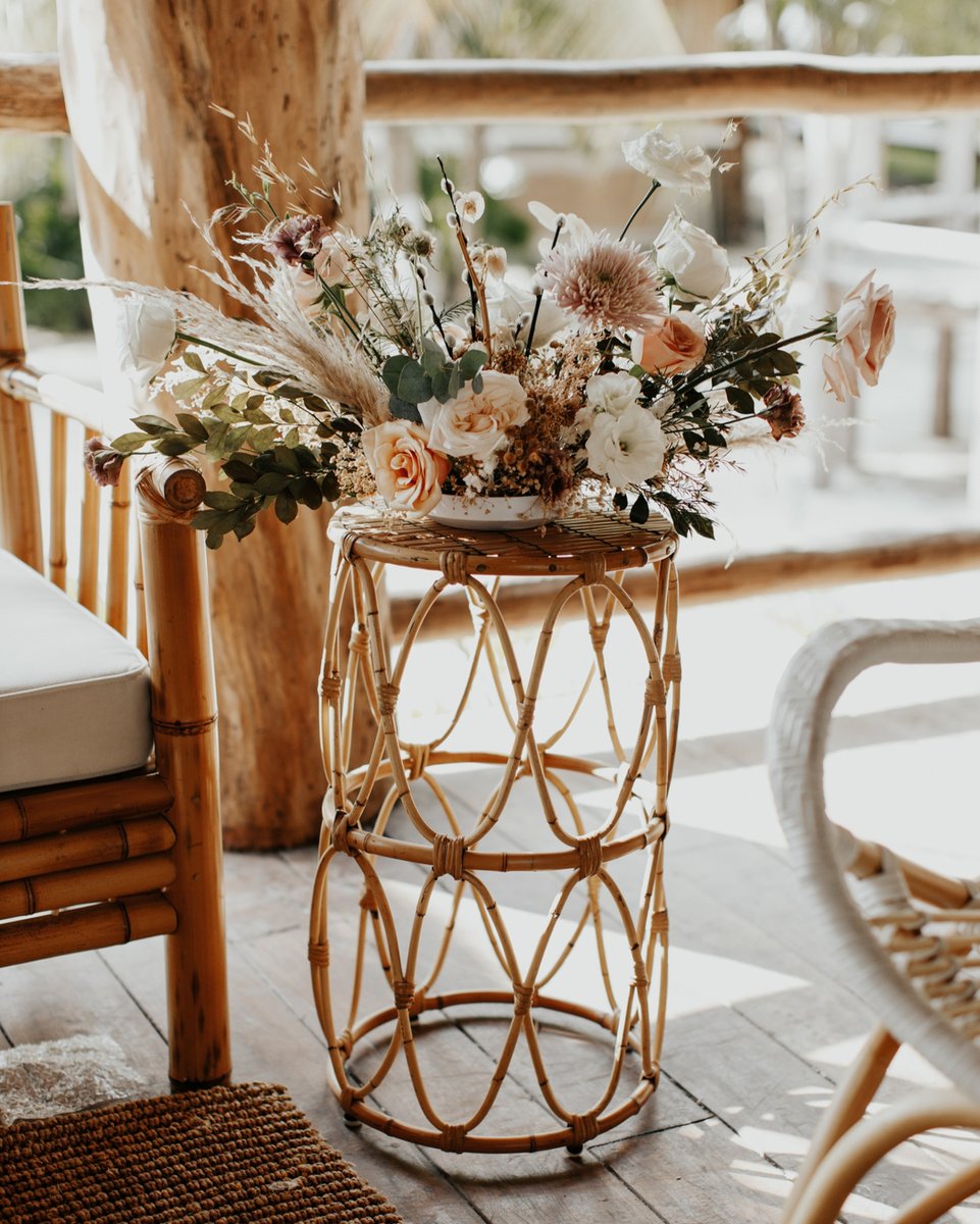 Oh how our Kai side table is the perfect accent piece🥰

Specialty Rentals: @archiverentals 
Planning + Design + Styling: @danielaparradesign
Floral Design: @purelovefloraldesign 
Photographer: @andregouinphoto 
Videographer: @nathanieljstewart
Venue: @bluevenadoweddings
