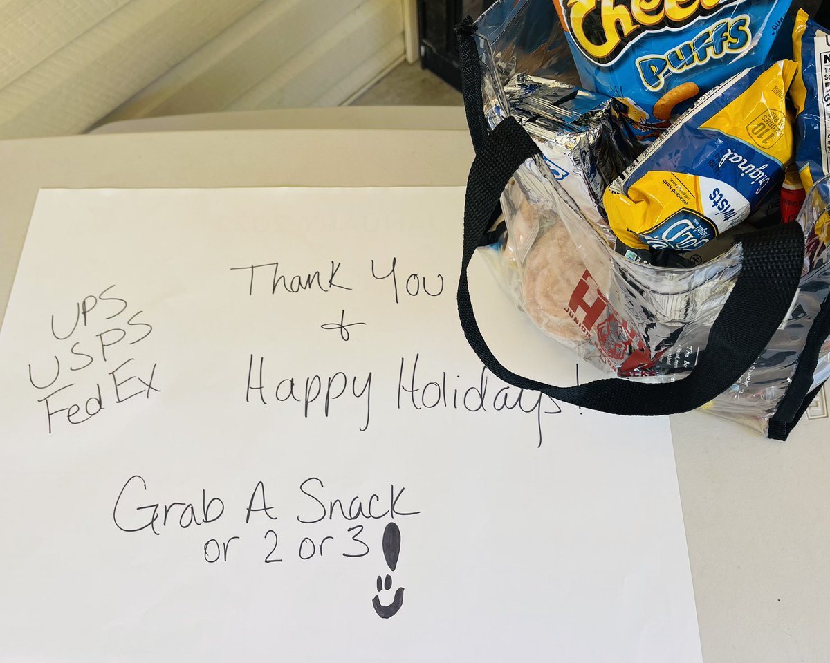 ‼️ PSA‼️don’t forget about your delivery 🚚 peeps during the holidays. I’ve been blessed with amazing delivery people that make sure to hide items they can tell are for my kids. It’s a busy time for them with LONG days so be kind to them and show them appreciation ❤️