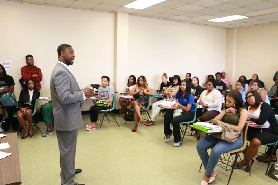 No donation is too small to make a big impact on the life of a young man. #givingtuesday #givingtuesday2021 #mentoringmatters #mentoring <a href="/TurningDreams/">TDI</a>