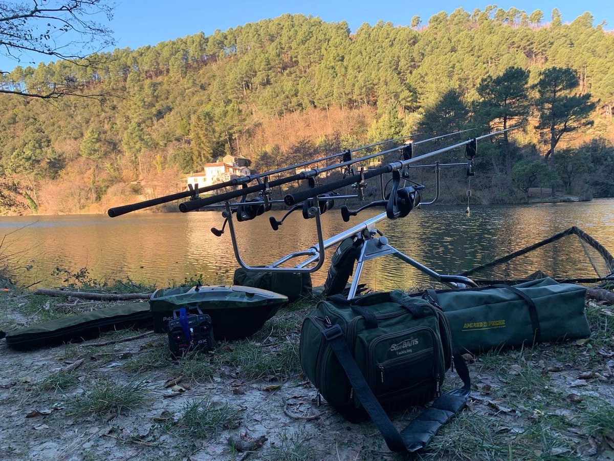 JMDiTullio's tweet photo. « Toute technique, quelle qu’elle soit, n’est que vaine et inutile, si elle ne se fonde sur l’imagination et le rêve… »
(Eddy Zauner)
Bonne soirée les gens.
#PêcheNoKill #PêcheDeLaCarpe #Fox #FoxPêche #FoxFx11 #FoxFx13 #CanneFox #Anatec #Amiaud #Starbaits #amiaudpeche https://t.co/MY8W8lq1j5