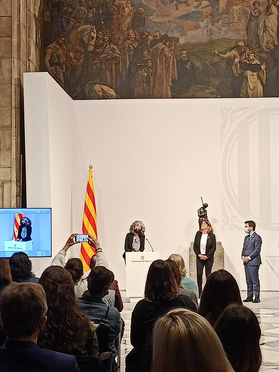 xarxanetorg's tweet photo. L'enhorabona a les companyes i companys de @aisayuda, @autoocupacio i @AfevCat per la seva tasca en l'àmbit del voluntariat i per ser les guanyadores dels #premisvoluntariat 2021 #DiaVoluntariat
@femcomunitatcat @dsocialscat https://t.co/ek4FZEUpIm