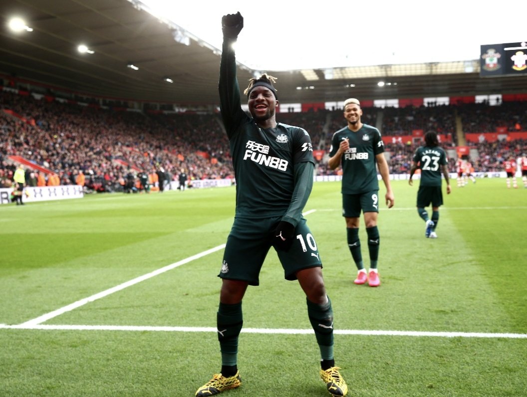 ✨ If Newcastle win there first Premier League game of the year against Norwich tonight I'll give £50 CASH to one of you! 💷

To Enter:

1️⃣ RT this tweet
2️⃣ Follow <a href="/racingblogger/">Stephen R Power</a> 

#NEWNOR #PremierLeague 😍