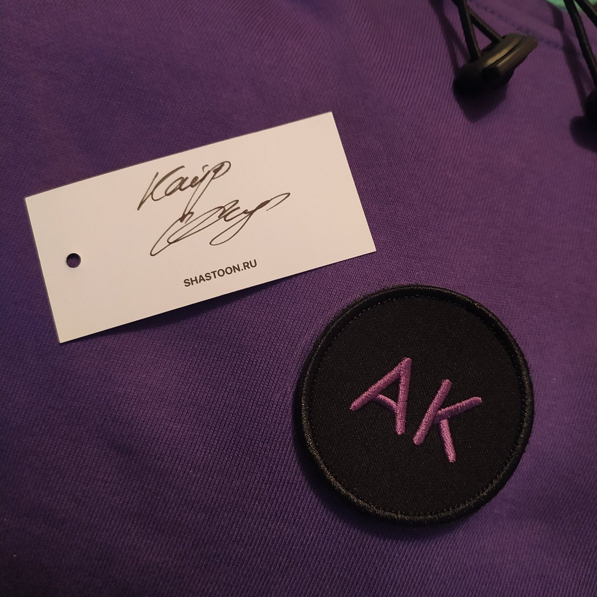 raylinscom's tweet image. я в любви ❤
теперь есть в чем идти на концерт