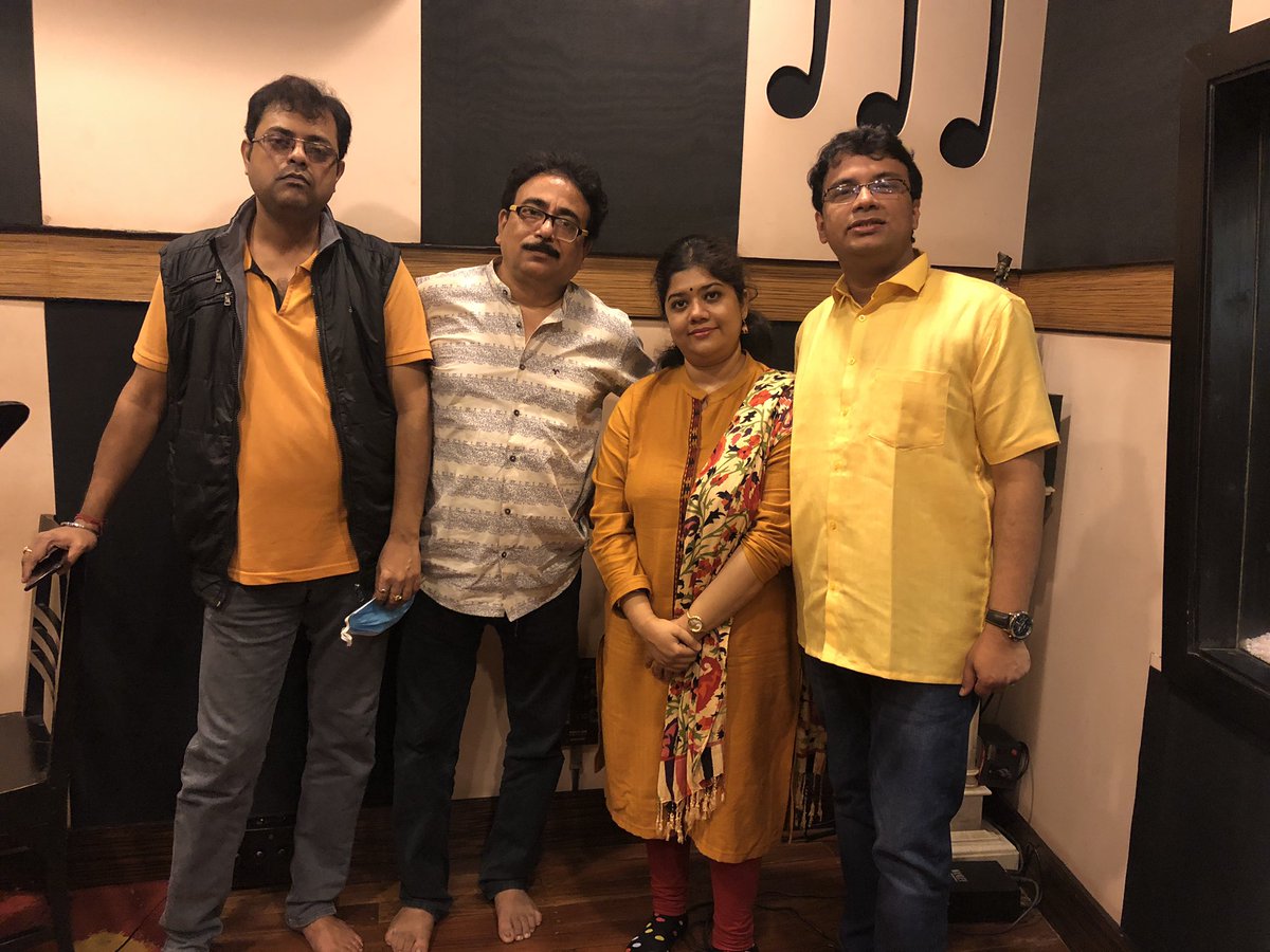 mad4raaga's tweet photo. #NewSongAlert
#anolchatterjee 
Spent a truly musical day. Me and Madhuja recorded two beautiful compositions of Shri Uday Bandyopadhyay. Later Swarnali Roy Chowdhury, recorded one of my compositions. Recorded by Sri Goutam Basu at Studio Vibrations. Music Arrangement by  Bappa da https://t.co/Lkq8kPw9vi