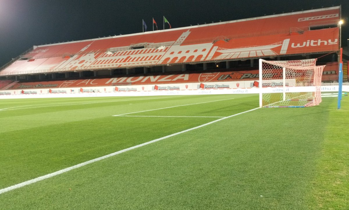 CosenzaOfficial's tweet photo. β³ A tra poco con #MonzaCosenzaβ
#WolvesOnFire π΄π΅ https://t.co/pBCVAoUOlO